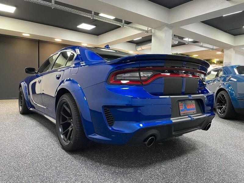 Neu Dodge Charger 817 PS (600 kW) 2025 Blau Limousine