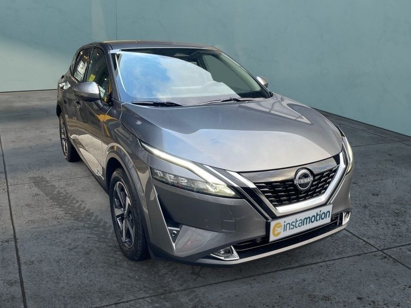 Grau Gebraucht 2023 Nissan Qashqai N-Connecta SUV | 33.570 € (Teuer) - Bild 1/3