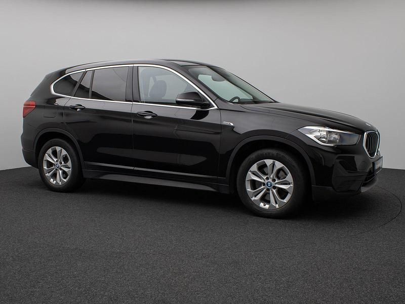 Gebraucht BMW X1 Performance 220 PS (161 kW) 2022 Schwarz 2668schwarz SUV