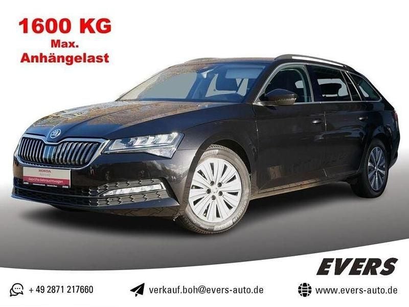 Schwarz magic perleeffekt Gebraucht 2023 Skoda Superb Ambition Kombi | 28.630 € (Guter Preis) - Bild 1/4
