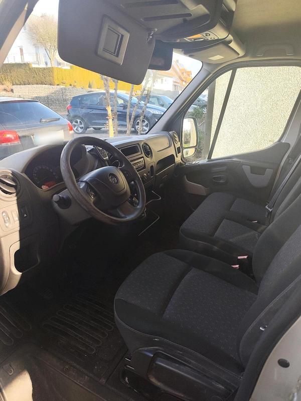 Gebraucht Opel Movano 150 PS (110 kW) 2014 Silber Van / Kleinbus