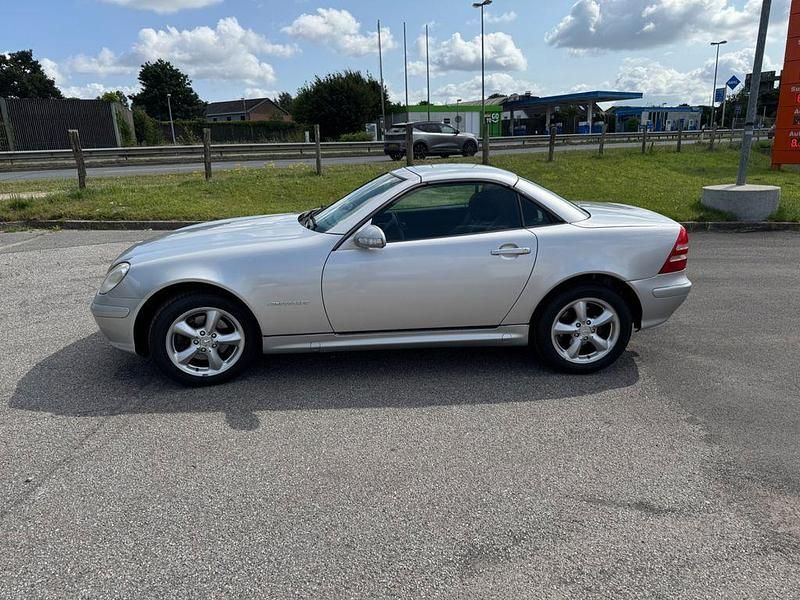Gebraucht Mercedes SLK200 163 PS (119 kW) 2003 Grau Cabrio