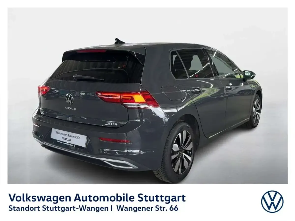 Gebraucht VW Golf VIII Move 110 PS (80 kW) 2024 Grau Limousine