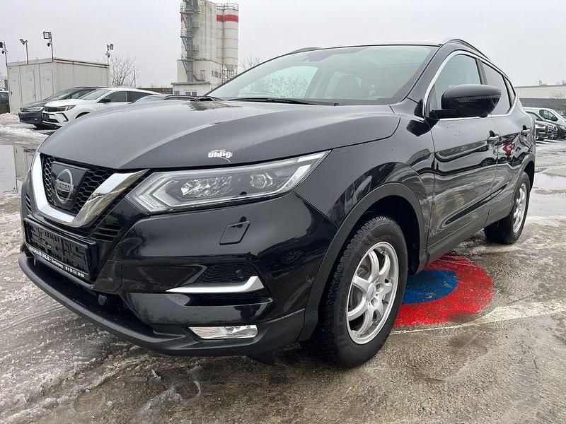 Gebraucht Nissan Qashqai 360º 116 PS (85 kW) 2017 Schwarz SUV