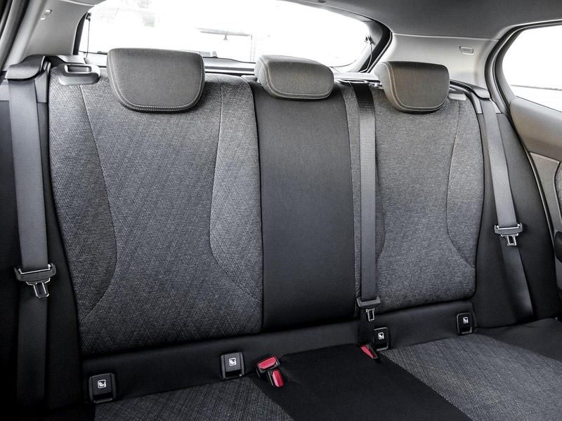 Gebraucht BMW 120 Efficient Dynamics 163 PS (119 kW) 2025 Blau Kleinwagen