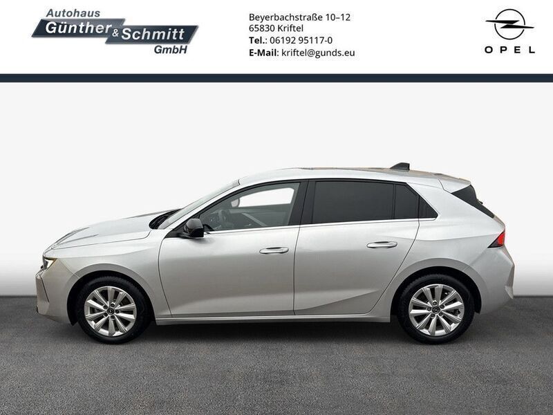 Mondstein grau Gebraucht 2023 Opel Astra Elegance Limousine | 21.690 € (Etwas zu teuer) - Bild 1/4