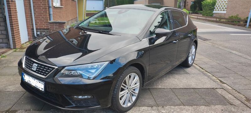 Schwarz Gebraucht 2017 Seat Leon XCELLENCE Limousine | 16.700 € (Fairer Preis) - Bild 1/4
