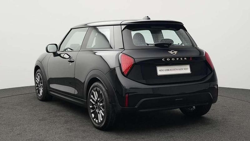 Gebraucht Mini Cooper S Classic 204 PS (150 kW) 2024 Schwarz Kleinwagen