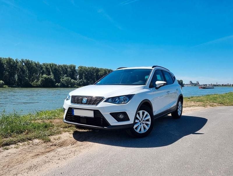 Weiß Gebraucht 2021 Seat Arona Style SUV | 10.990 € (Superpreis) - Bild 1/4