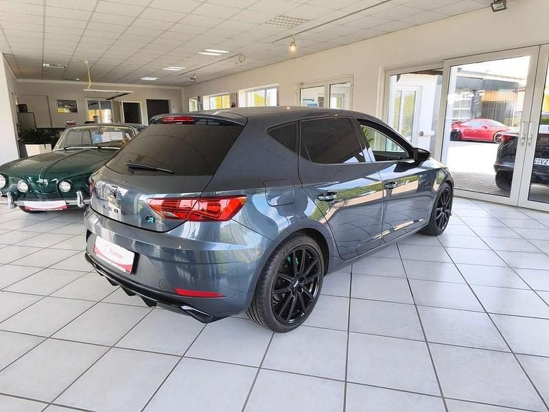 Second-hand Seat Leon FR 131 CP (96 kW) 2019 "magnetic tech" Hatchback