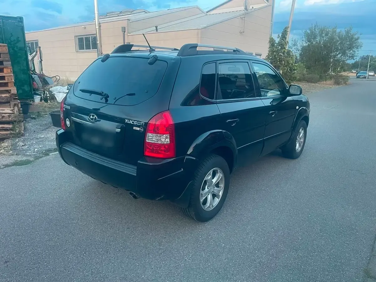 Gebraucht Hyundai Tucson 141 PS (103 kW) 2009 Schwarz SUV