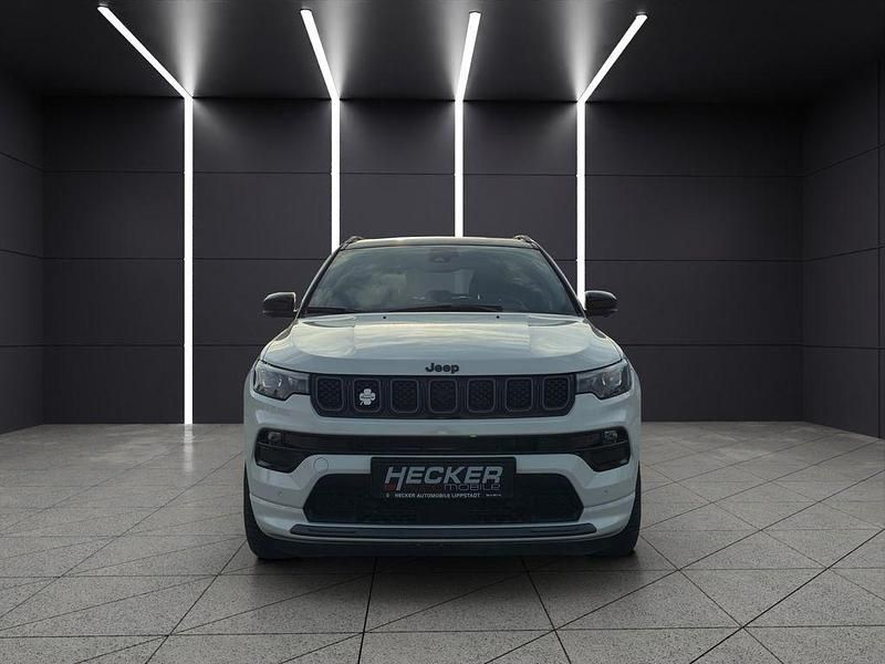 Gebraucht Jeep Compass 179 PS (131 kW) 2021 Alpine white (vr296) SUV