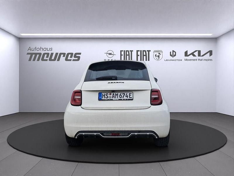 Gebraucht Abarth 500e 113 kW (154 PS) 2025 Weiss Kleinwagen