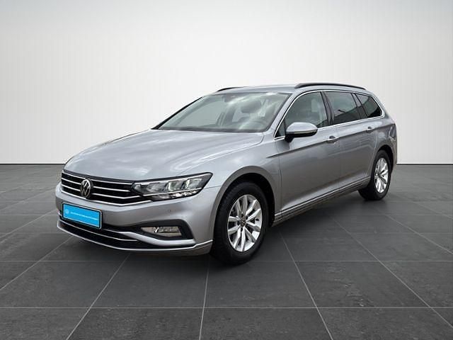 Gebraucht VW Passat Business 150 PS (110 kW) 2022 Silber Kombi