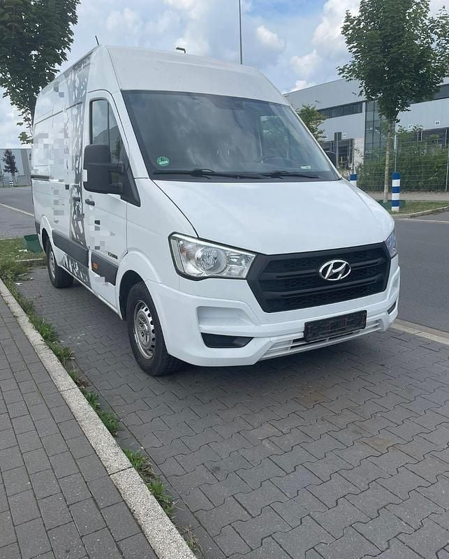 Weiß Gebraucht 2017 Hyundai H 350 Van | 6.200 € (Superpreis) - Bild 1/4
