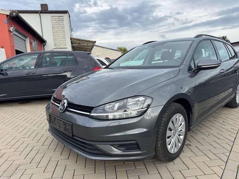 Grau Gebraucht 2019 VW Golf VII Kombi | 7.590 € (Guter Preis) - Bild 1/4