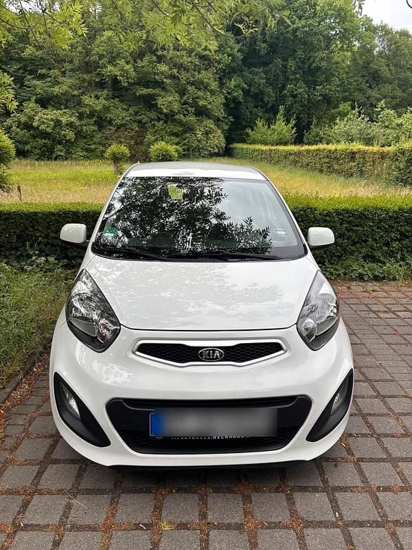 Weiß Gebraucht 2013 Kia Picanto 2 Kleinwagen | 3.800 € - Bild 1/4