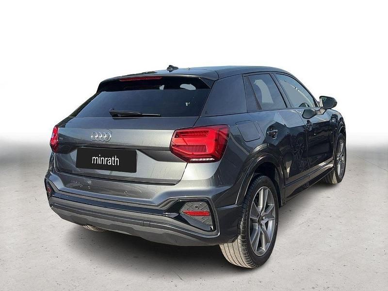 Gebraucht Audi Q2 S-Line 150 PS (110 kW) 2025 Daytonagrau perleffekt SUV