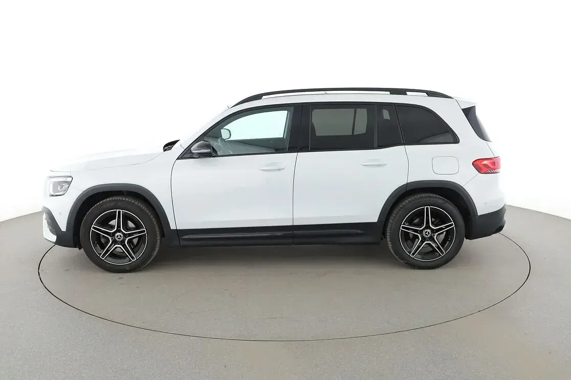 Gebraucht Mercedes GLB200 AMG line 163 PS (119 kW) 2023 Weiß SUV