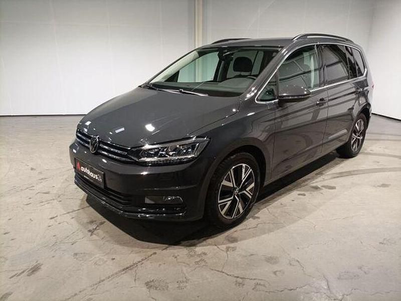 Gebraucht VW Touran Highline 150 PS (110 kW) 2022 Grau Van / Kleinbus