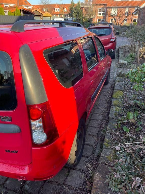 Gebraucht Dacia Logan MCV Lauréate 105 PS (77 kW) 2009 Rot Kombi