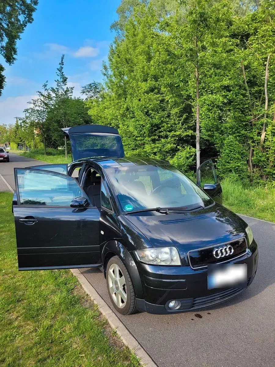 Gebraucht Audi A2 75 PS (55 kW) 2003 Schwarz Kleinwagen