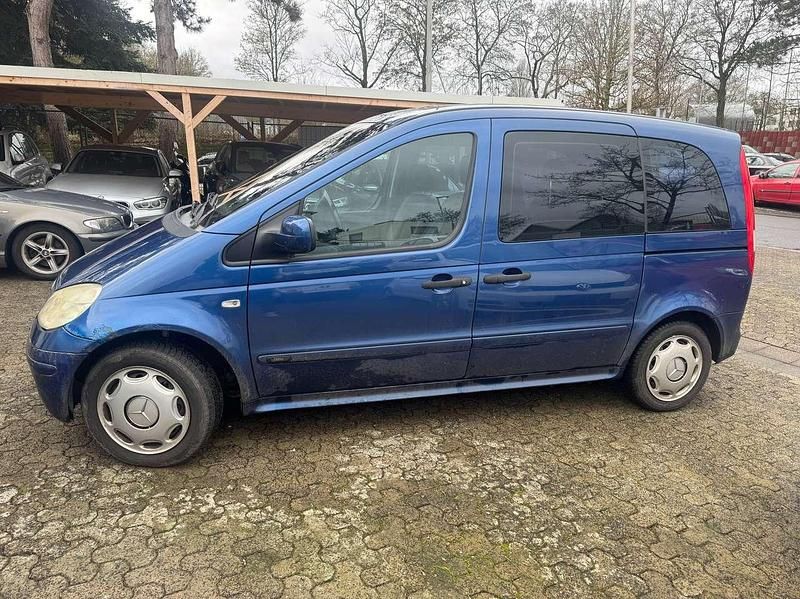 Gebraucht Mercedes Vaneo 125 PS (91 kW) 2002 Blau Van / Kleinbus