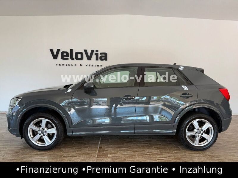 Grau Gebraucht 2018 Audi Q2 Sport SUV | 18.700 € (Fairer Preis) - Bild 1/4