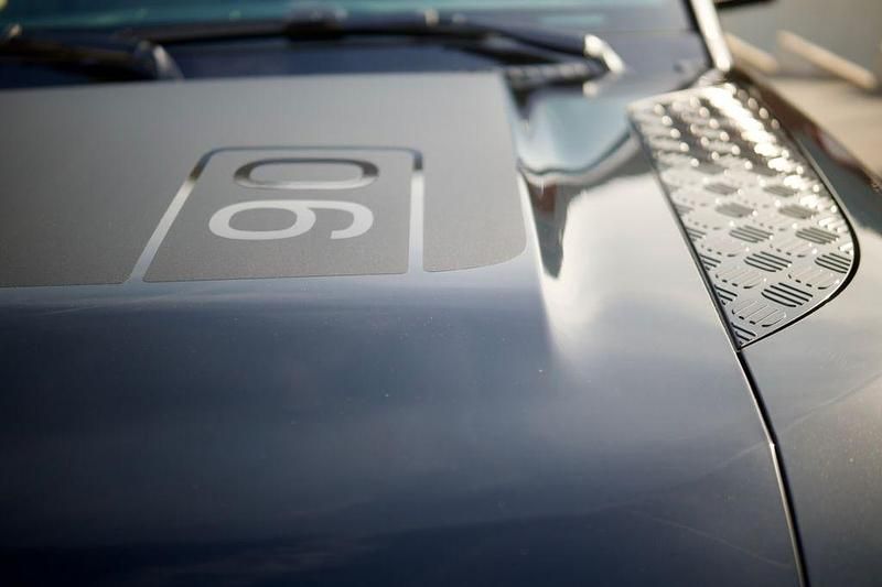 Gebraucht Land Rover Defender SE Dynamic 200 PS (147 kW) 2023 Schwarz SUV