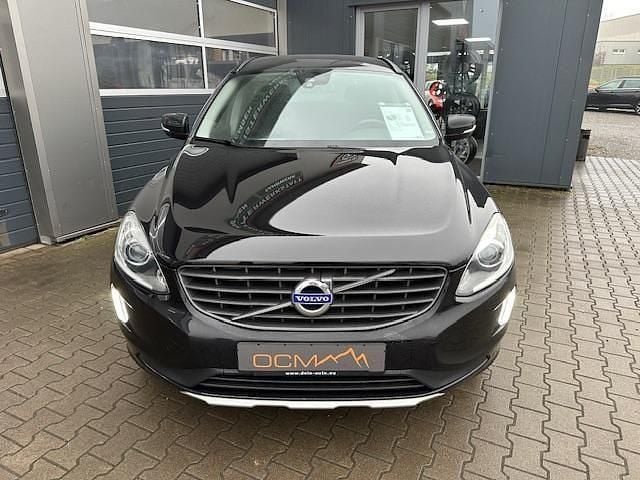 Gebraucht Volvo XC60 150 PS (110 kW) 2017 Schwarz SUV