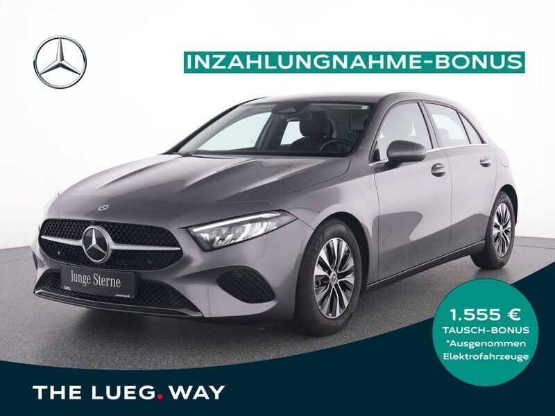 Grau metalliclack mountaingra Gebraucht 2023 Mercedes A180 Limousine | 26.425 € (Guter Preis) - Bild 1/4