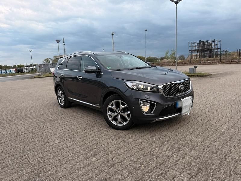 Gebraucht Kia Sorento 200 PS (147 kW) 2016 Grau SUV