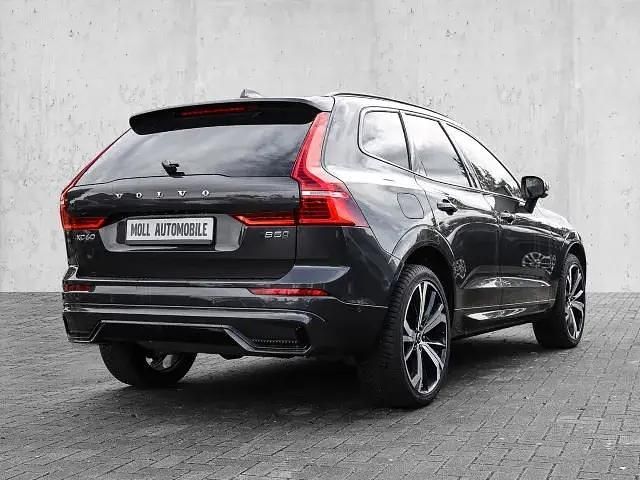 Gebraucht Volvo XC60 Ultimate 250 PS (183 kW) 2023 Grau SUV
