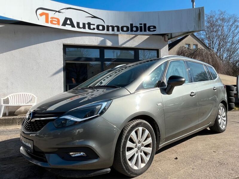 Grau Gebraucht 2016 Opel Zafira Innovation Van / Kleinbus | 11.599 € (Guter Preis) - Bild 1/4
