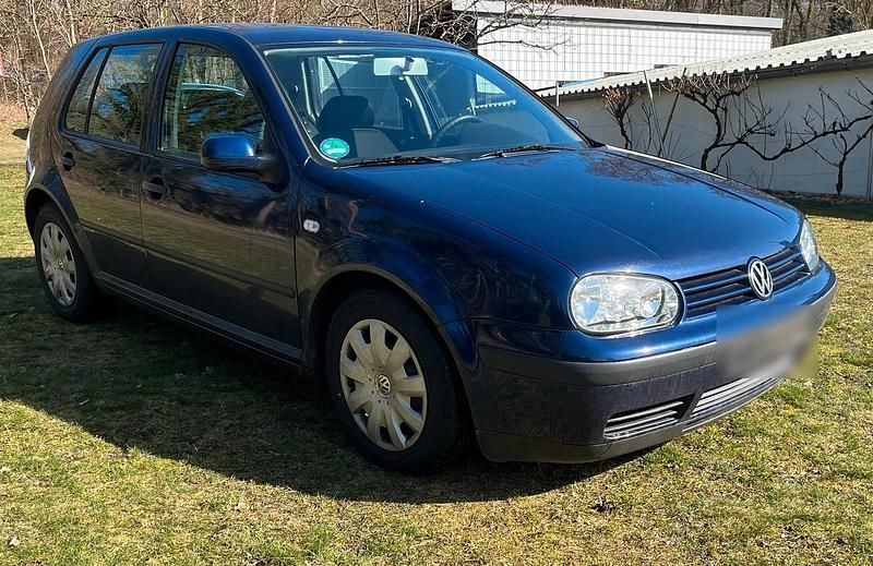 Gebraucht VW Golf IV 75 PS (55 kW) 2002 Blau Limousine
