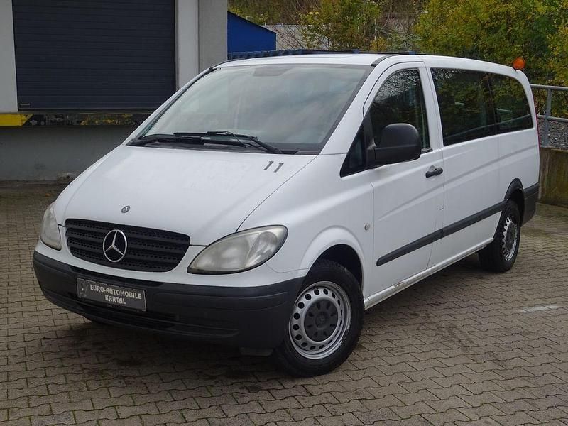 Usado Mercedes Vito 95 HP (69 kW) 2009 Branco Van