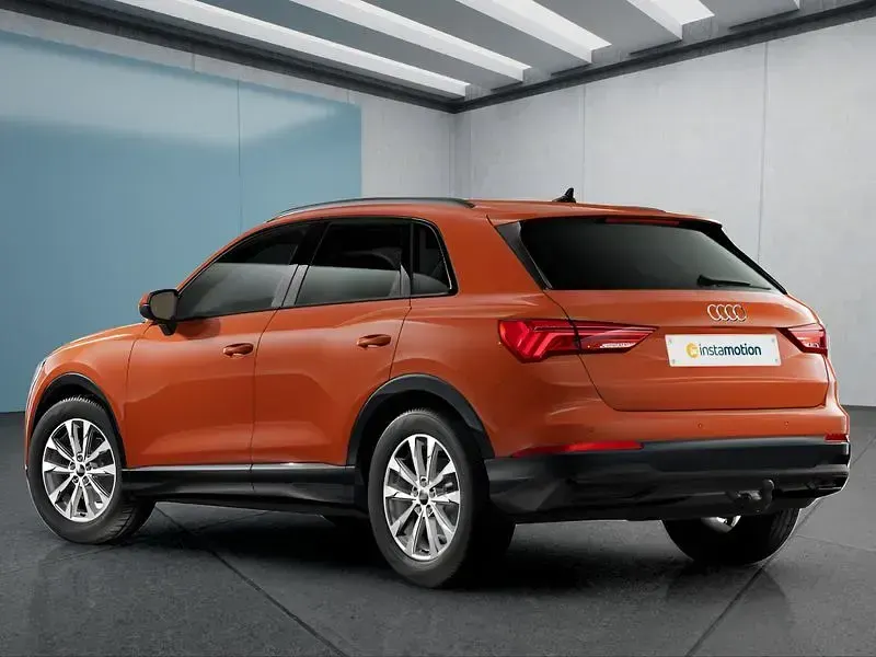Gebraucht Audi Q3 150 PS (110 kW) 2025 Orange SUV