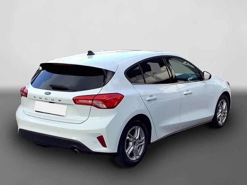 Gebraucht Ford Focus Cool & Connect 120 PS (88 kW) 2021 Weiß Limousine