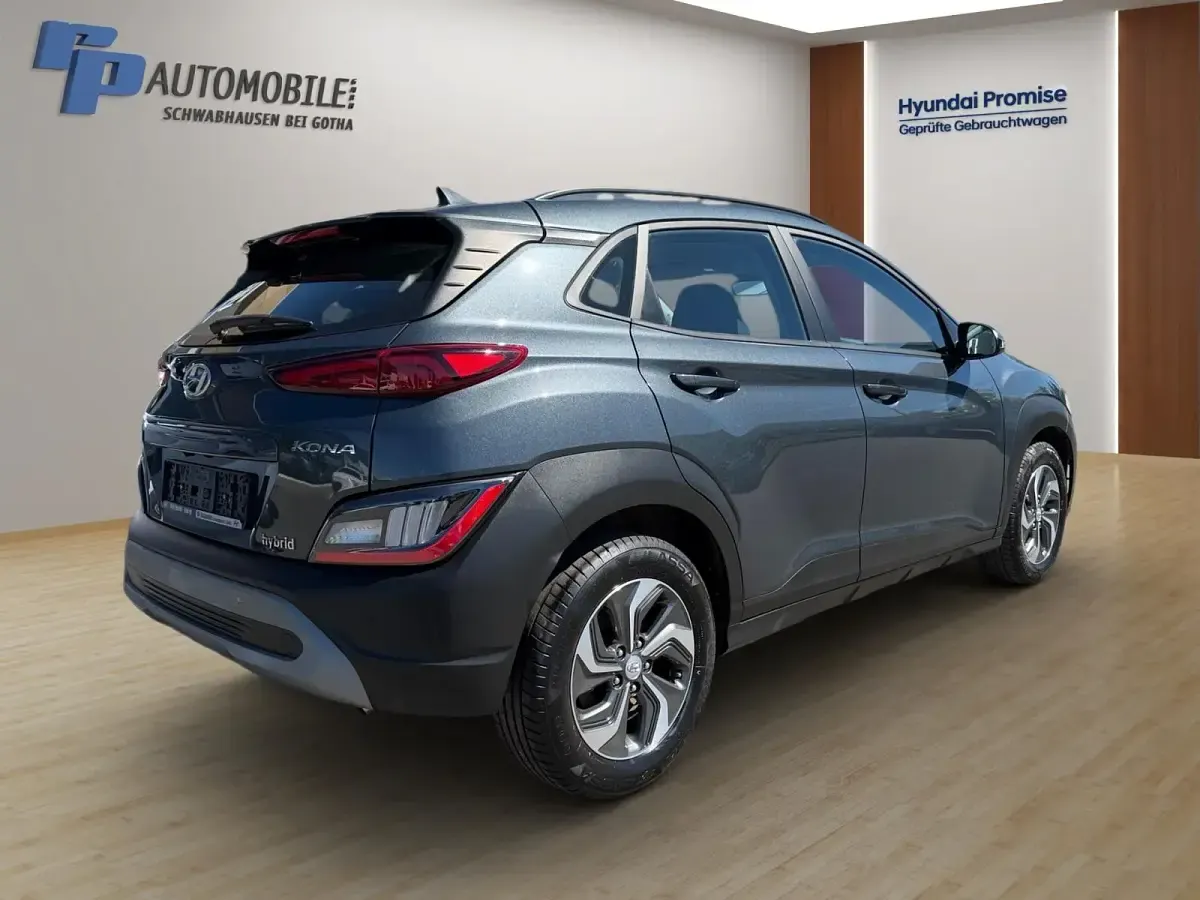 Gebraucht Hyundai Kona Essential 141 PS (103 kW) 2022 Grau SUV