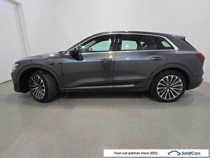 Gebraucht Audi e-tron S-Line 230 kW (313 PS) 2021 Grau SUV