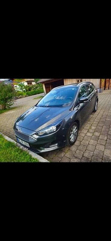 Gebraucht Ford Focus Titanium 125 PS (91 kW) 2018 Kombi