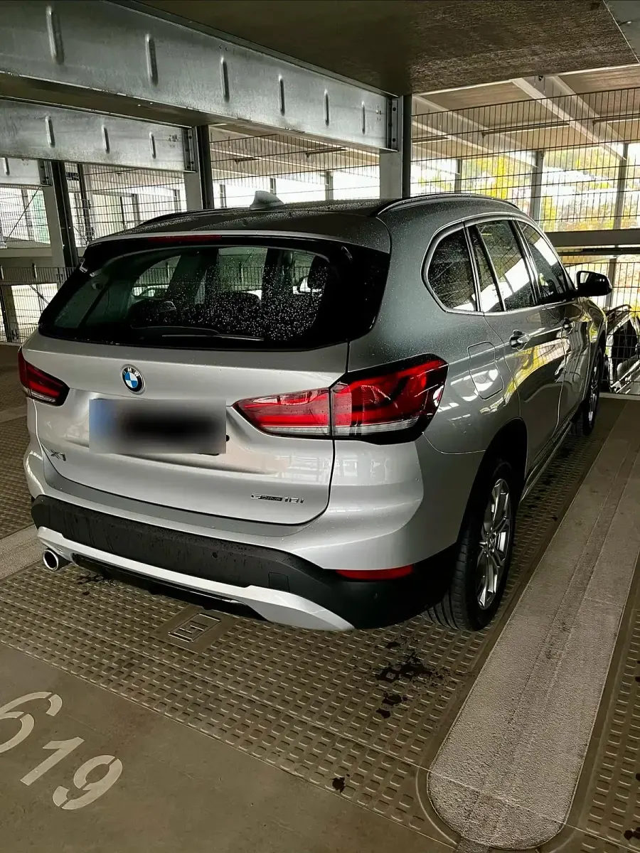 Gebraucht BMW X1 Sport Line 140 PS (102 kW) 2020 Silber SUV