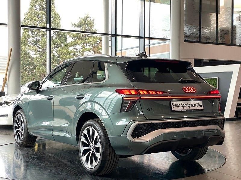 Neu Audi Q3 S-line plus 150 PS (110 kW) 2026 Grün SUV