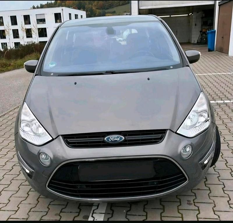 Gebraucht Ford S-MAX S 200 PS (147 kW) 2013 Braun Van / Kleinbus