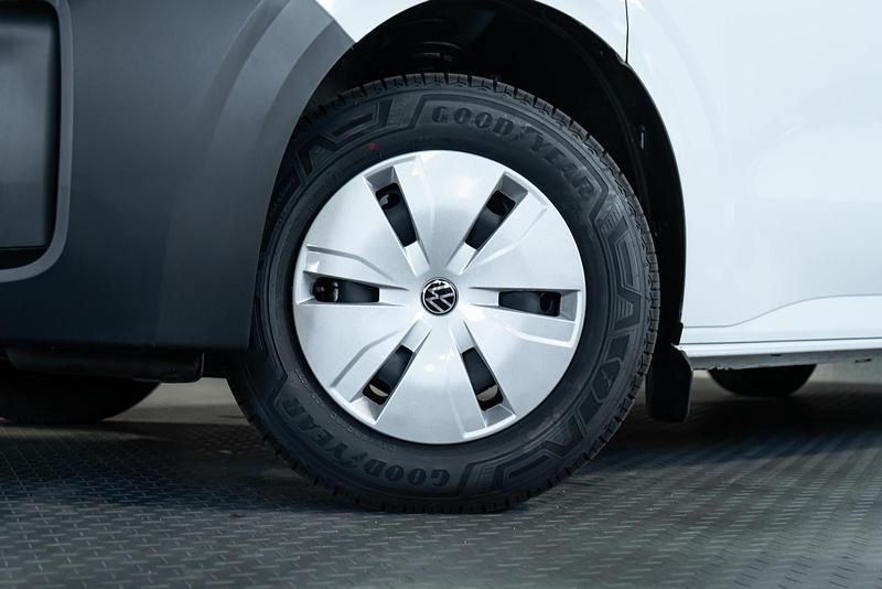 Neu VW Transporter 100 kW (136 PS) 2026 Clear white Van