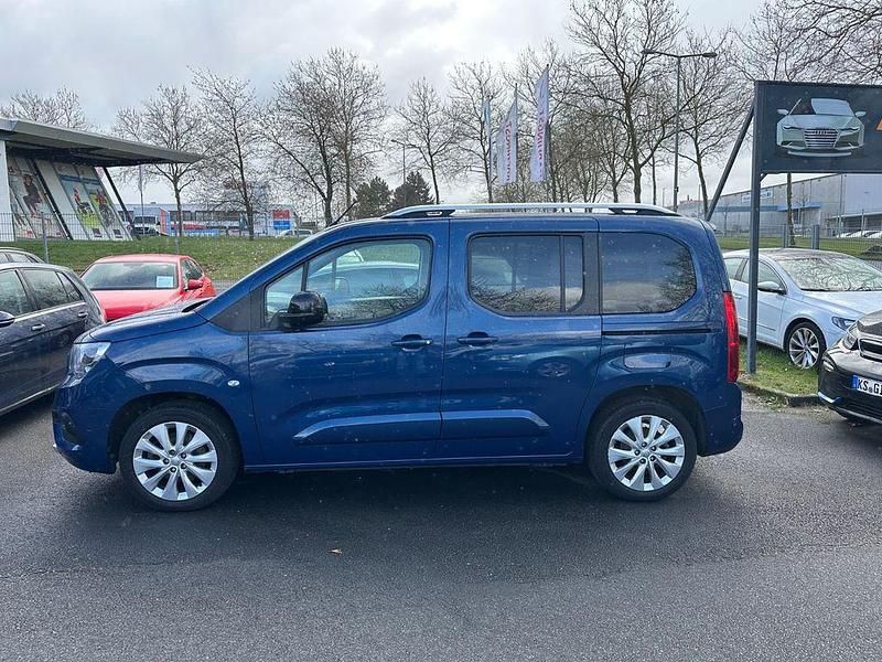 Gebraucht Opel Combo Life Ultimate 131 PS (96 kW) 2021 Blau Van / Kleinbus