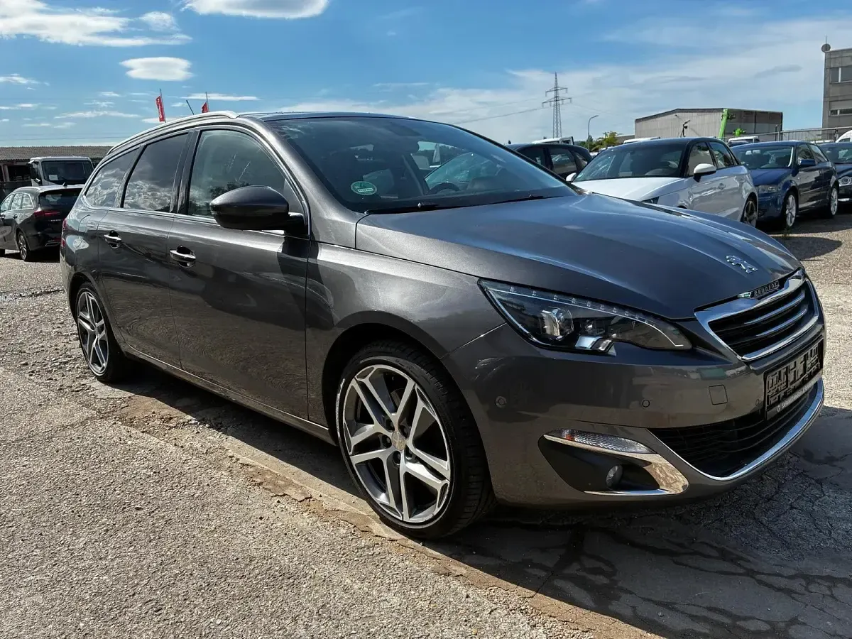 Gebraucht Peugeot 308 150 PS (110 kW) 2016 Grau Kombi