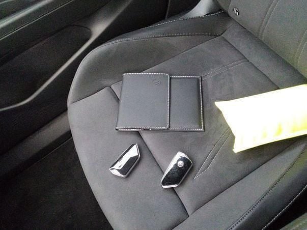 Gebraucht VW ID.7 Pro 210 kW (286 PS) 2025 Kings red metallic schwarz (metallic) Limousine