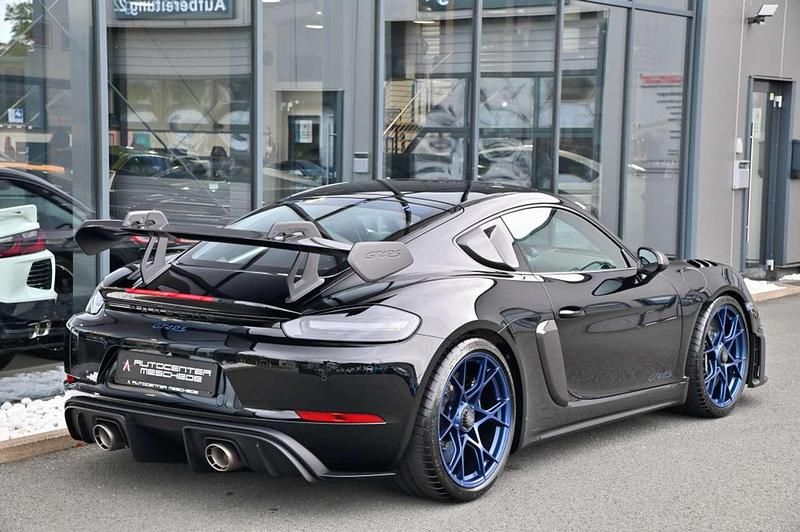 Gebraucht Porsche Cayman GT4 500 PS (367 kW) 2023 Tief schwarz Coupé