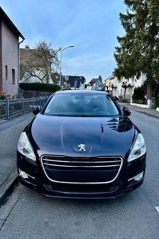 Gebraucht Peugeot 508 Active 163 PS (119 kW) 2012 Grau Limousine